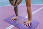 Collection Liforme Mindful Garden Yoga Pad Purple/Floral 6268685 - Image 2